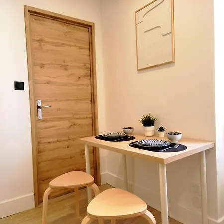 F2 Refait A Neuf Apartment *